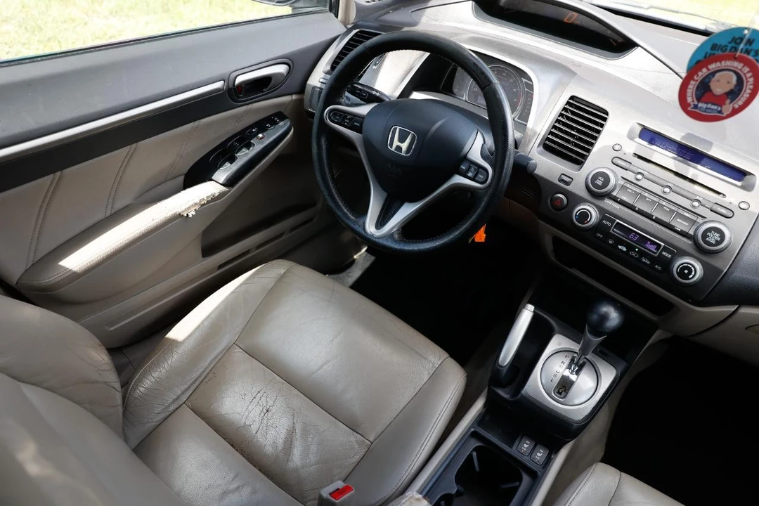 2009 Honda Civic 8th Gen - Image 20 of 31