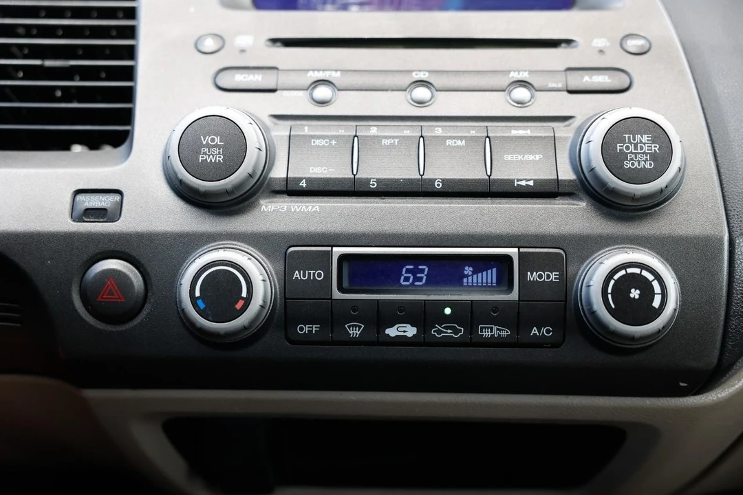 2009 Honda Civic 8th Gen - Image 29 of 31
