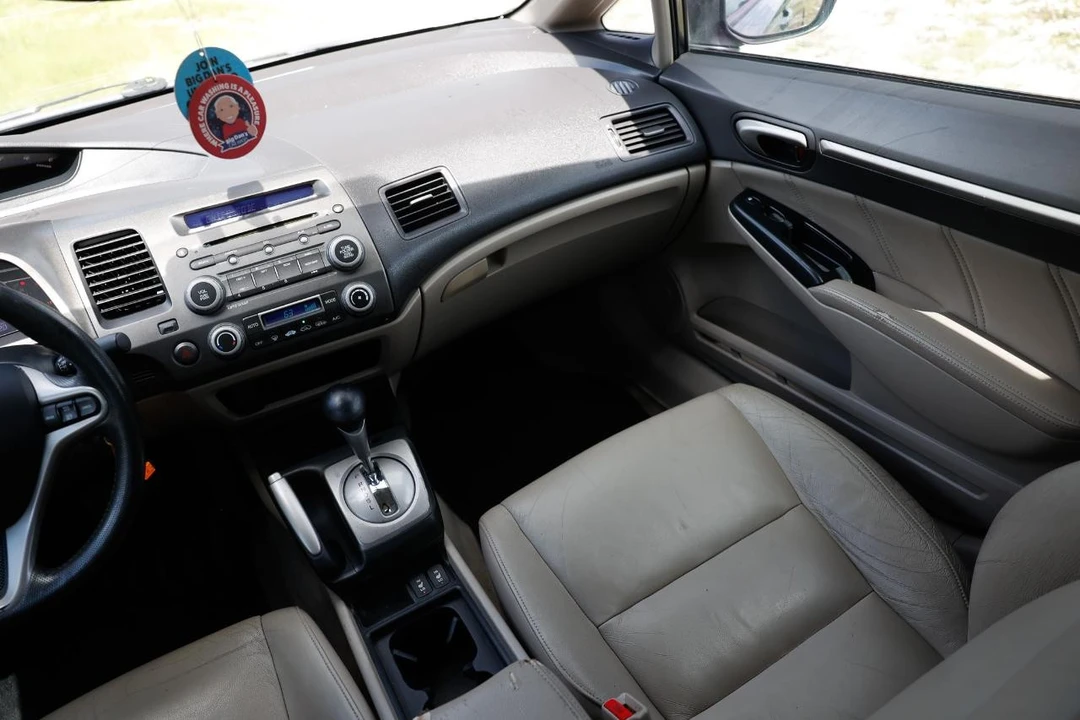 2009 Honda Civic 8th Gen - Image 21 of 31
