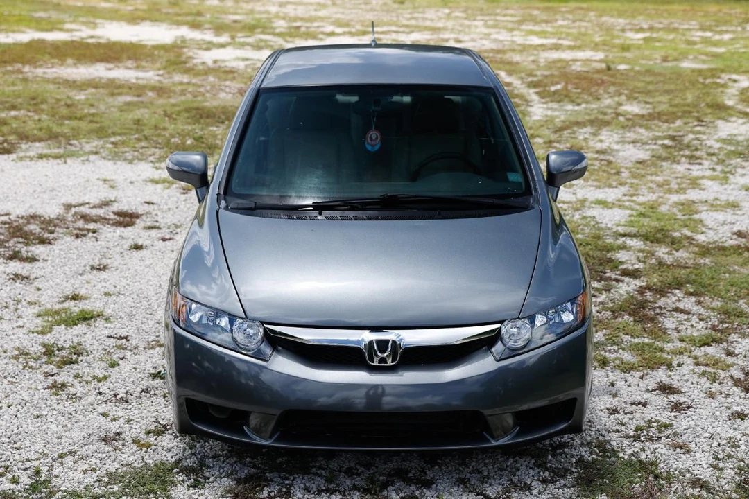 2009 Honda Civic 8th Gen - Image 17 of 31