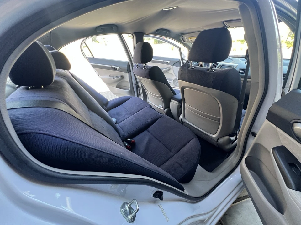 2009 Honda Civic 8th Gen - Image 6 of 19