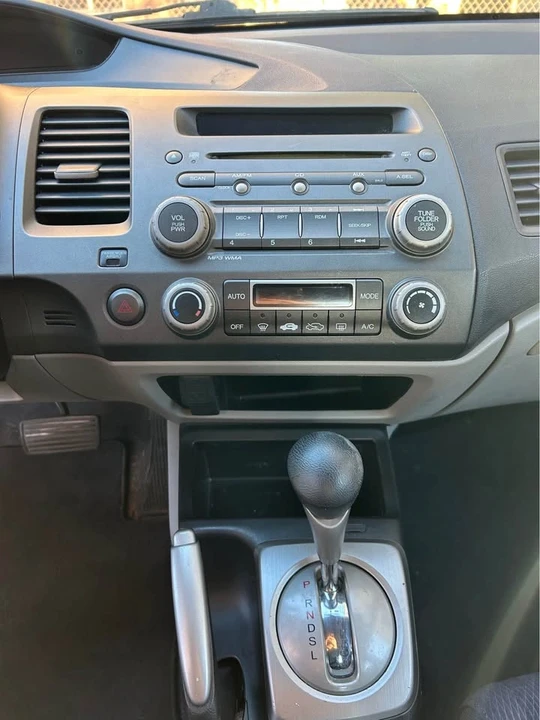 2009 Honda Civic 8th Gen - Image 7 of 10