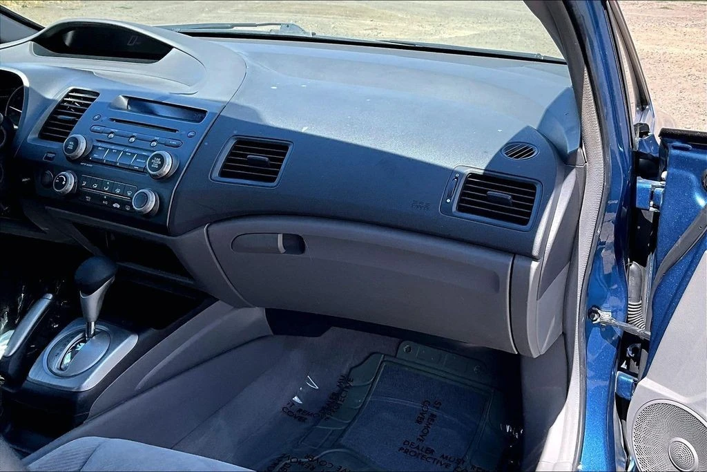2009 Honda Civic 8th Gen - Image 19 of 31
