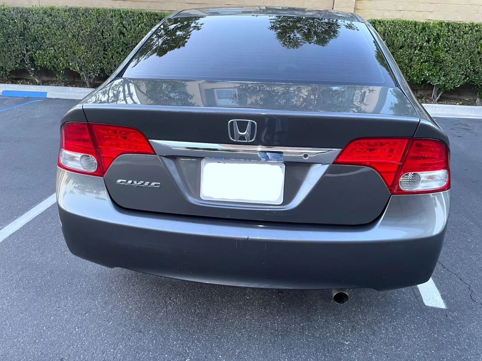2009 Honda Civic 8th Gen - Image 5 of 31