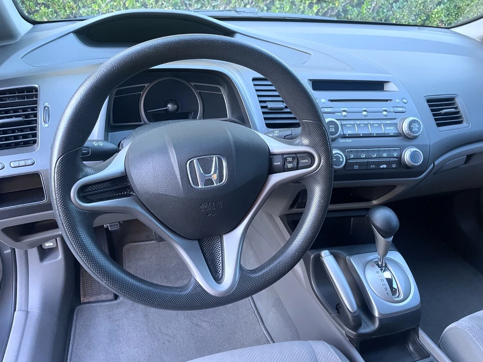 2009 Honda Civic 8th Gen - Image 13 of 31