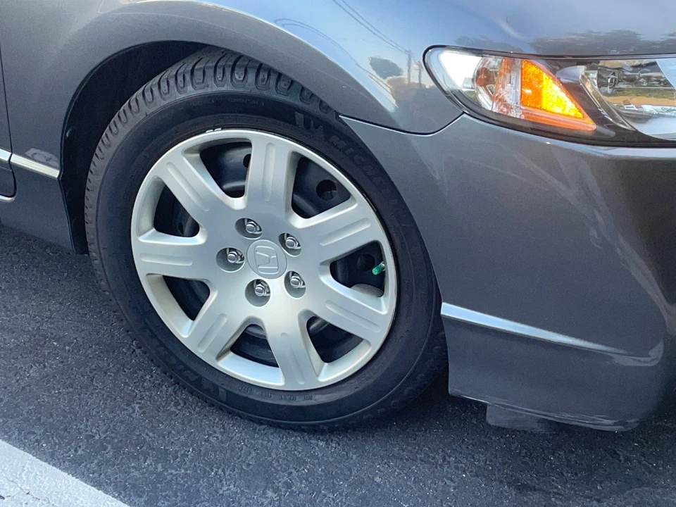 2009 Honda Civic 8th Gen - Image 27 of 31