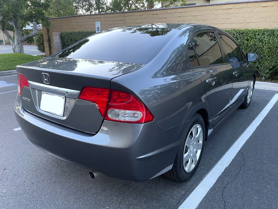 2009 Honda Civic 8th Gen - Image 6 of 31