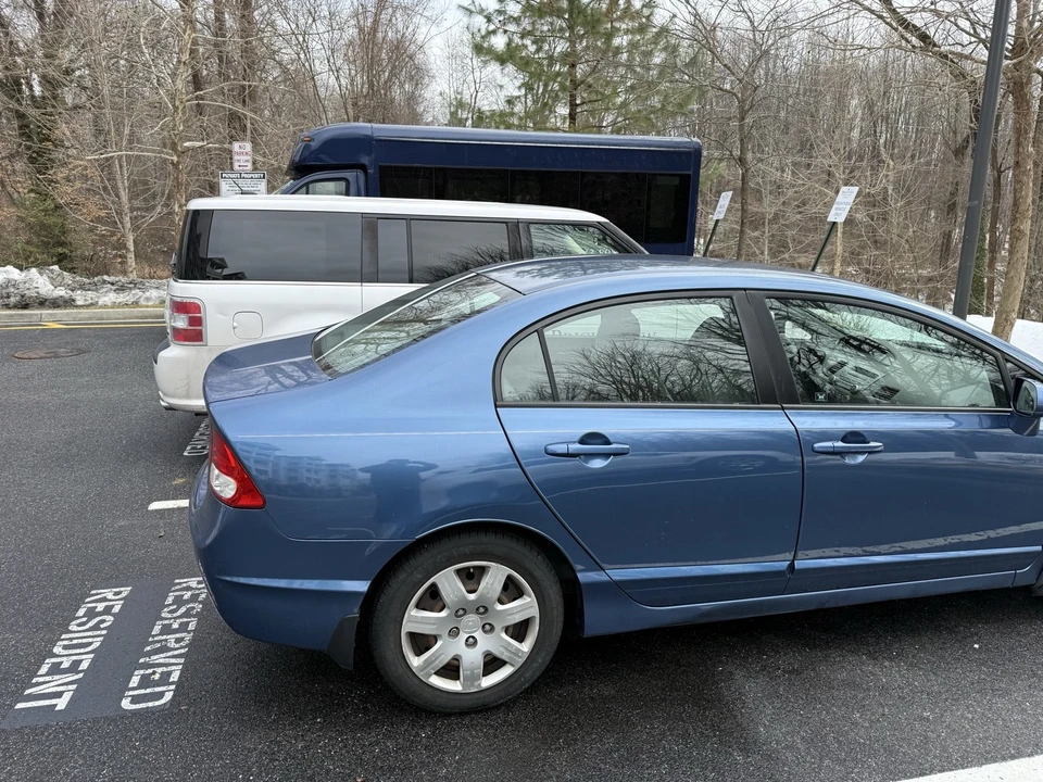 2009 Honda Civic 8th Gen - Image 3 of 5