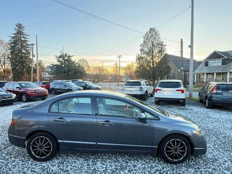 2009 Honda Civic 8th Gen - Image 4 of 12