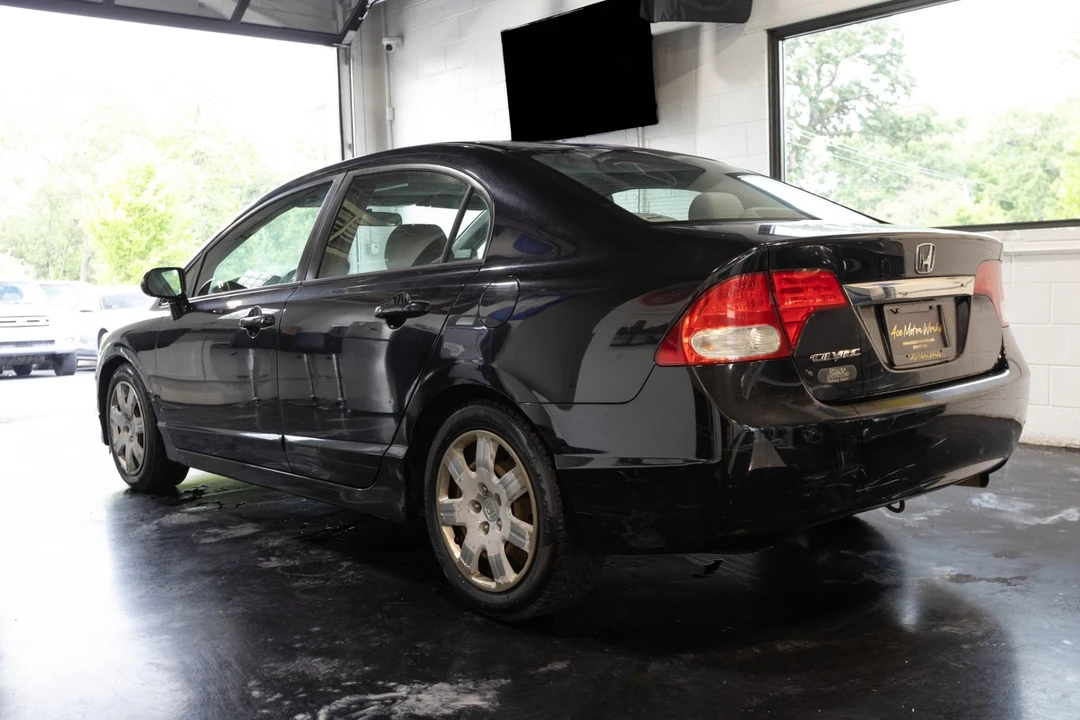 2009 Honda Civic 8th Gen - Image 8 of 31
