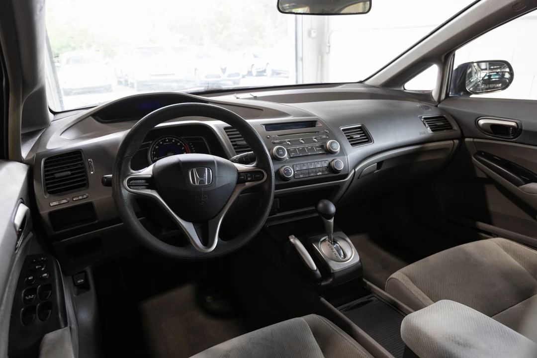 2009 Honda Civic 8th Gen - Image 19 of 31