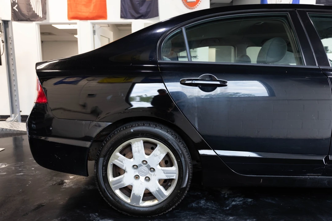 2009 Honda Civic 8th Gen - Image 12 of 31