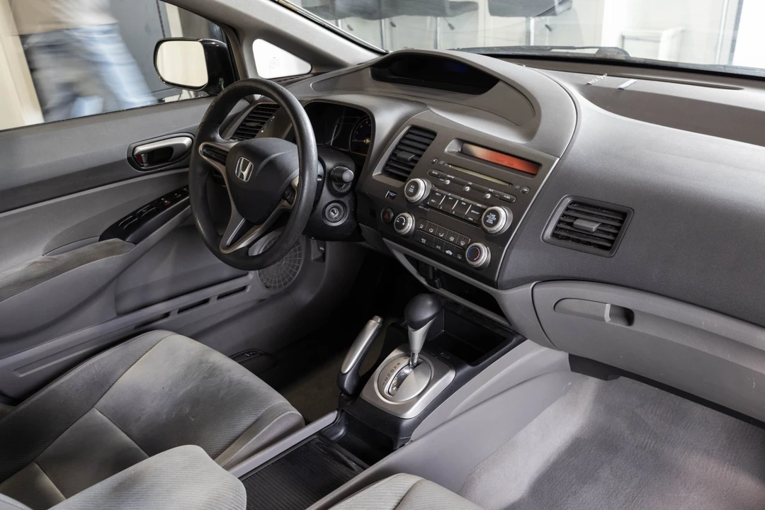 2009 Honda Civic 8th Gen - Image 20 of 31