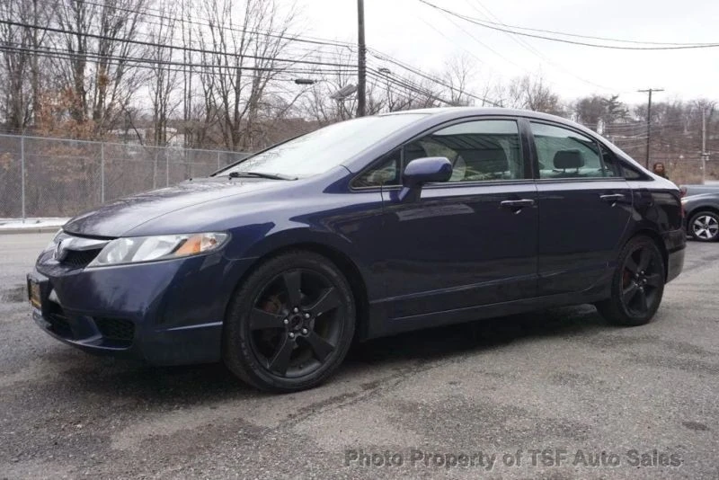 2009 Honda Civic 8th Gen - Image 3 of 12