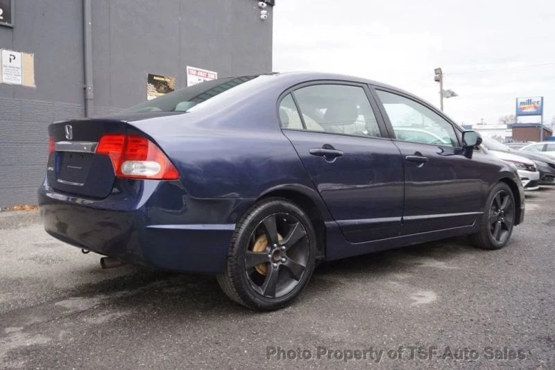 2009 Honda Civic 8th Gen - Image 7 of 12