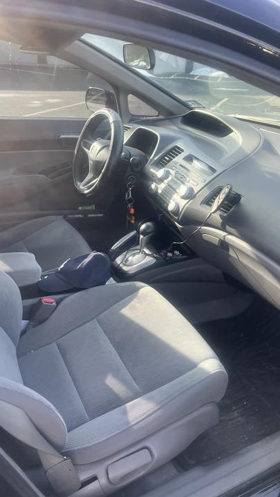 2009 Honda Civic 8th Gen - Image 9 of 12