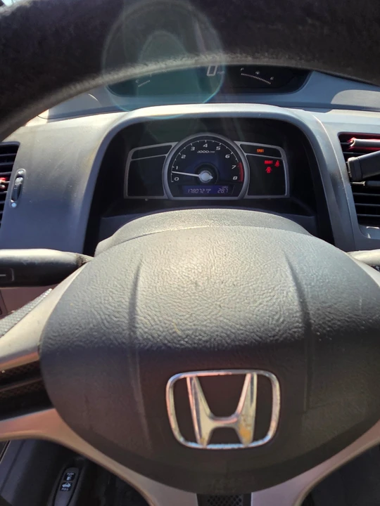 2009 Honda Civic 8th Gen - Image 5 of 12