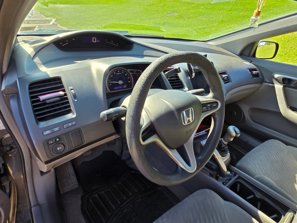 2009 Honda Civic 8th Gen - Image 4 of 12