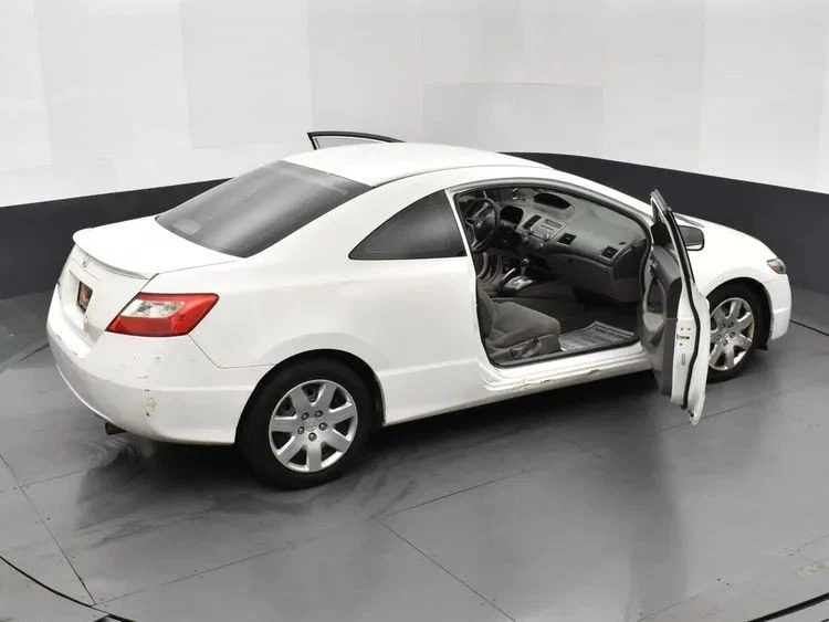 2009 Honda Civic 8th Gen - Image 6 of 12