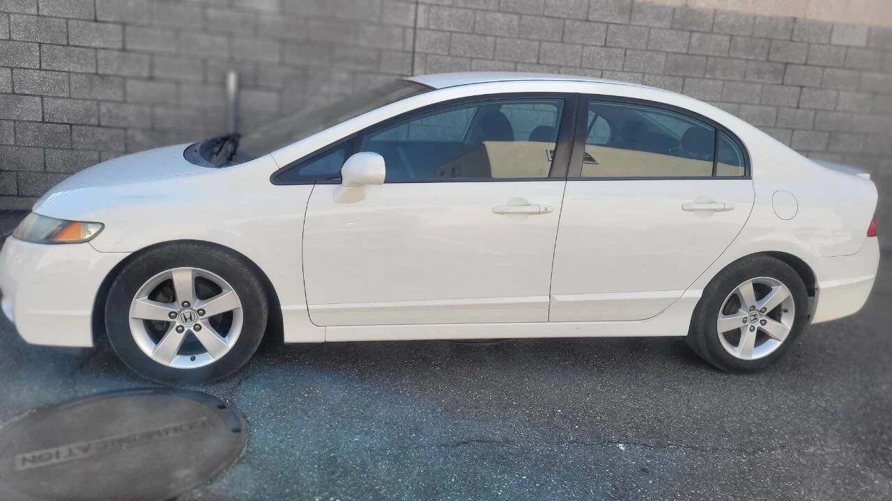 2009 Honda Civic 8th Gen - Image 10 of 26