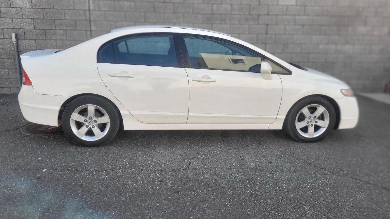 2009 Honda Civic 8th Gen - Image 7 of 26