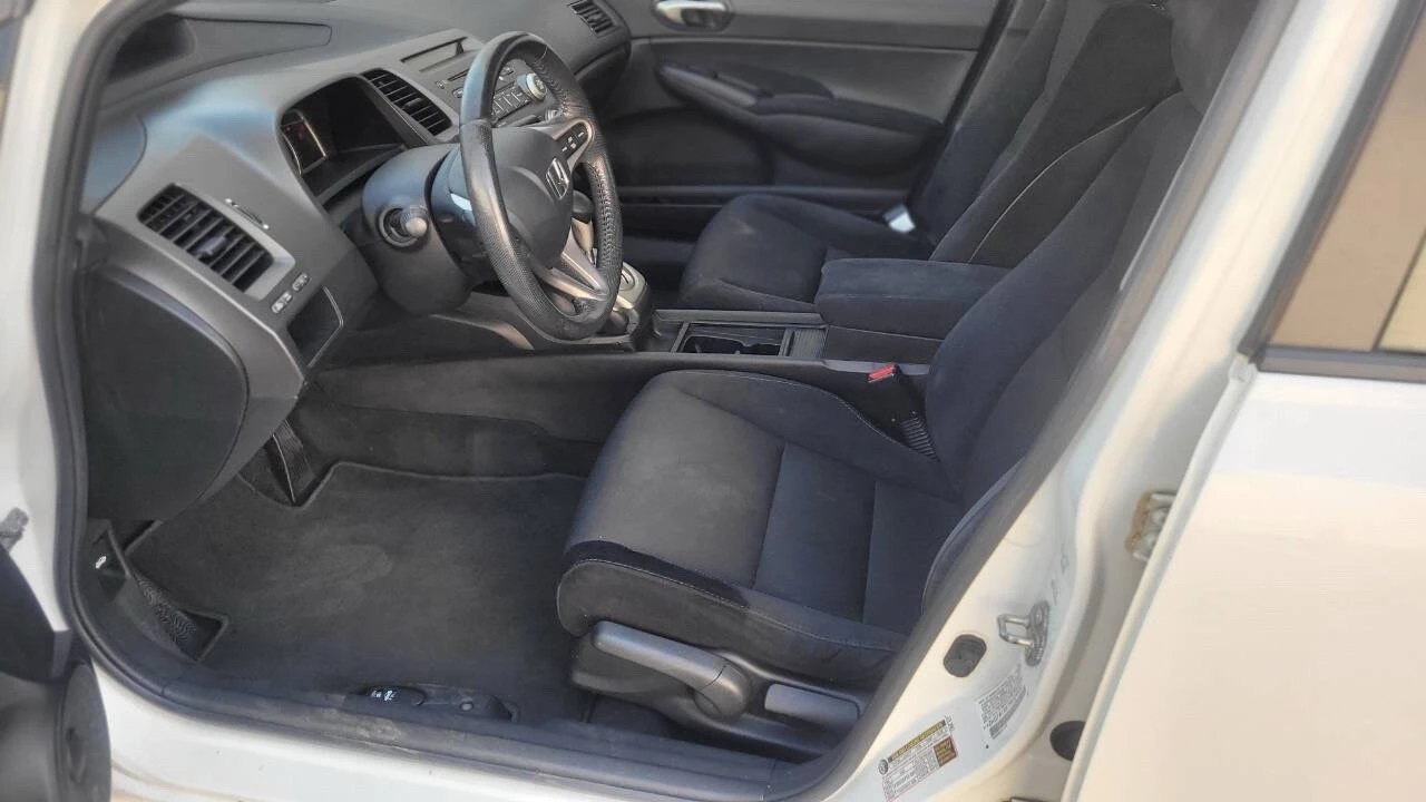 2009 Honda Civic 8th Gen - Image 16 of 26