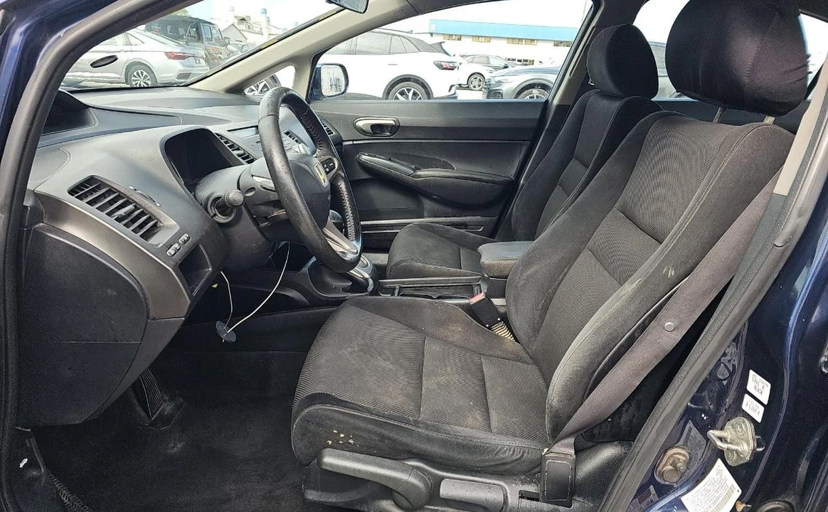 2009 Honda Civic 8th Gen - Image 7 of 10