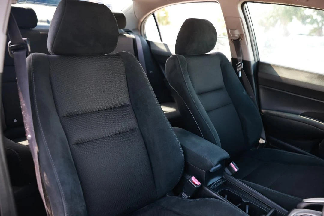 2009 Honda Civic 8th Gen - Image 16 of 31