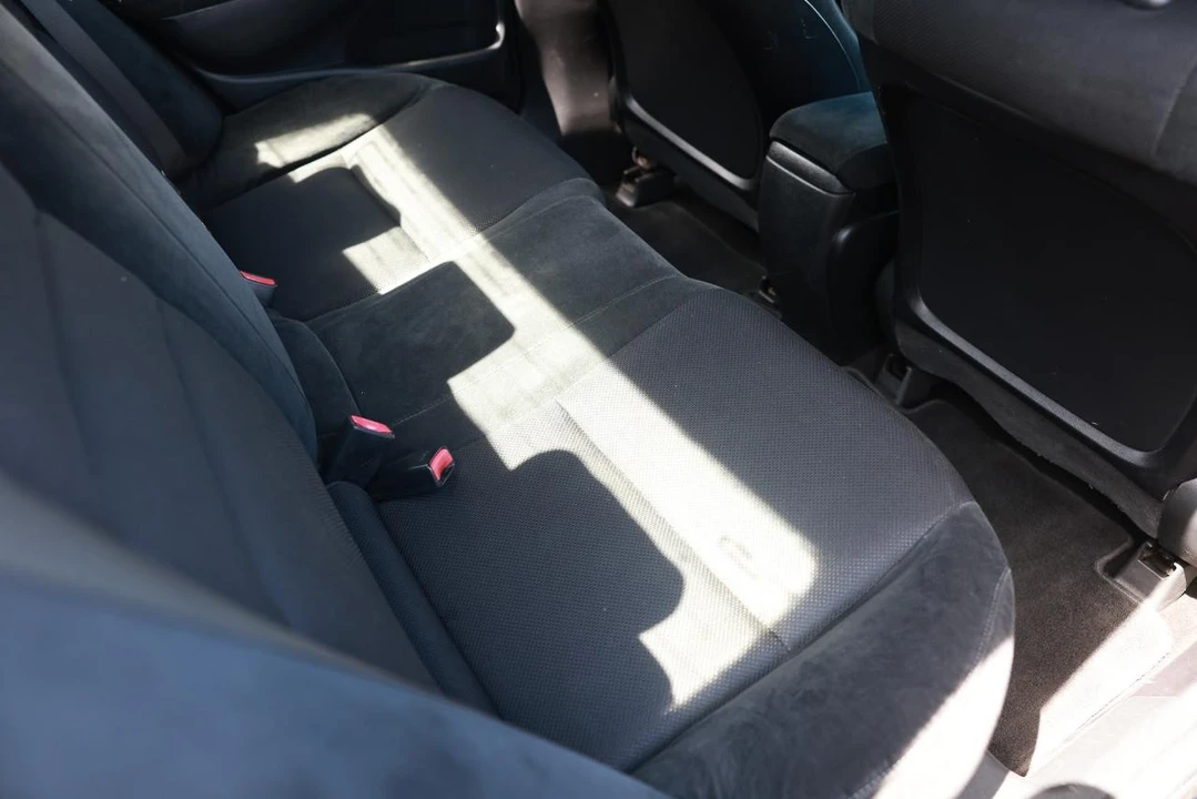 2009 Honda Civic 8th Gen - Image 12 of 31