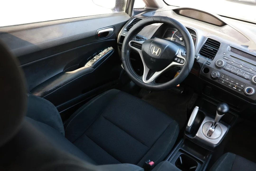 2009 Honda Civic 8th Gen - Image 20 of 31