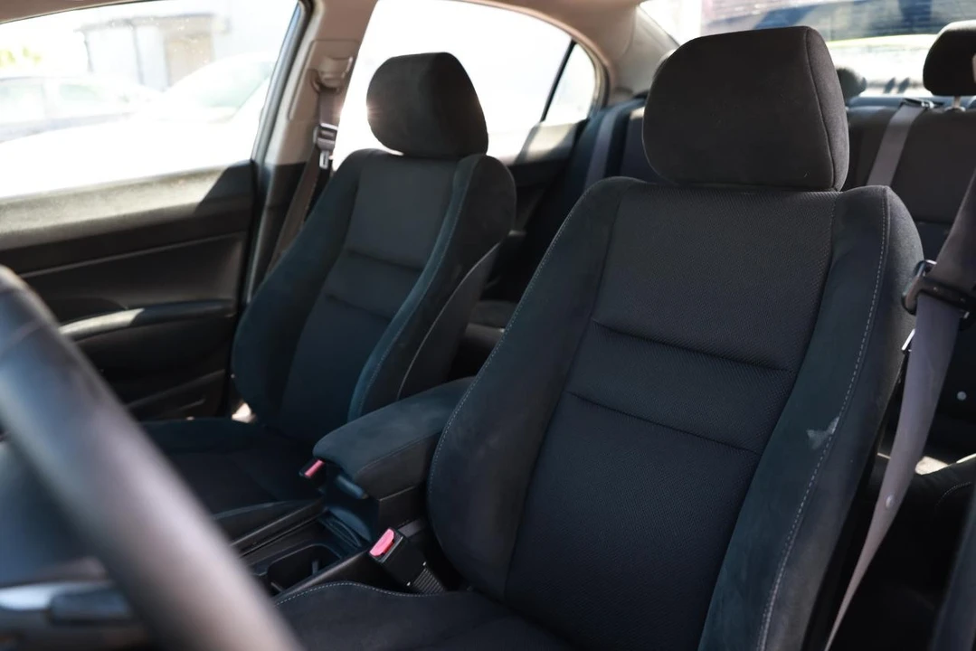 2009 Honda Civic 8th Gen - Image 6 of 31