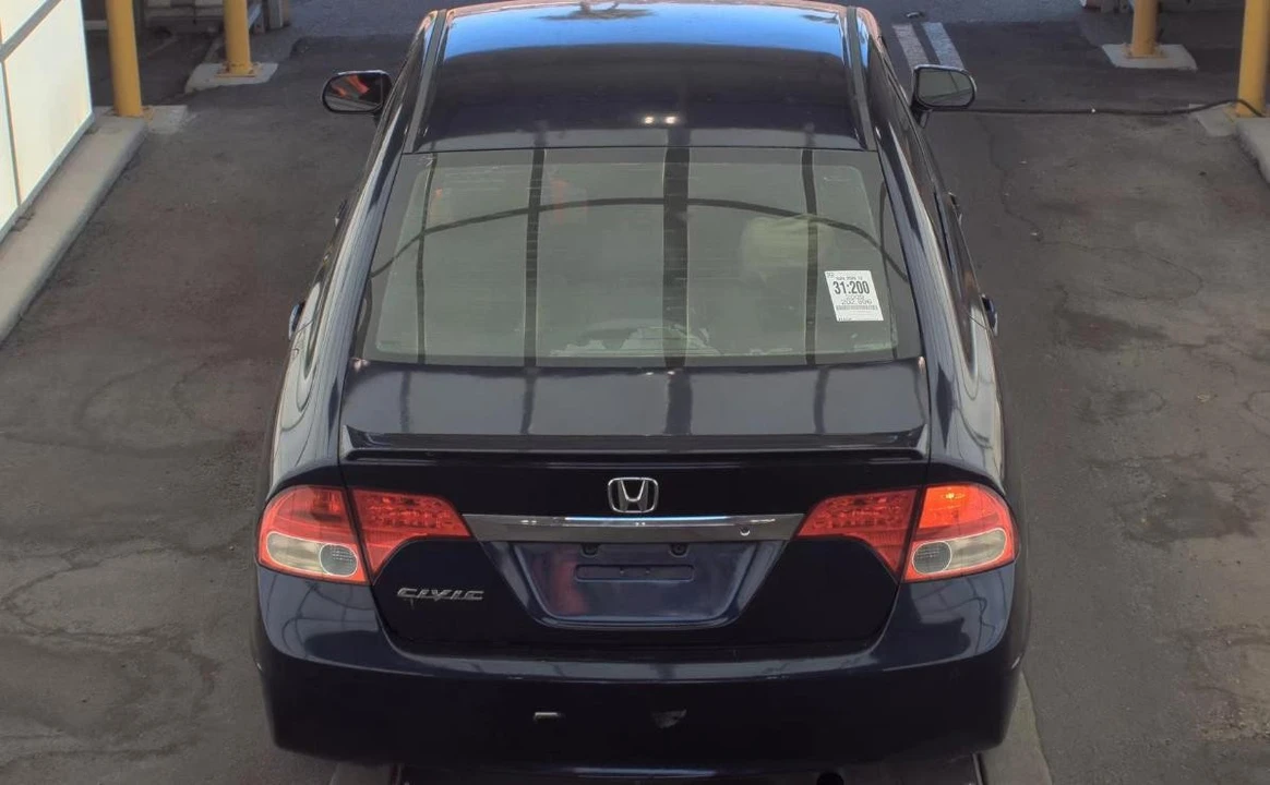 2009 Honda Civic 8th Gen - Image 5 of 10