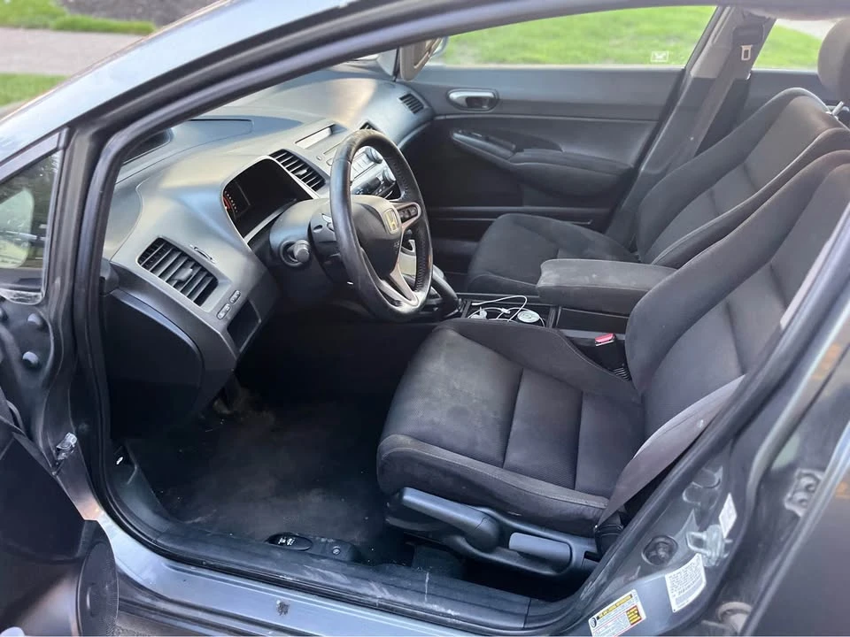 2009 Honda Civic 8th Gen - Image 9 of 18