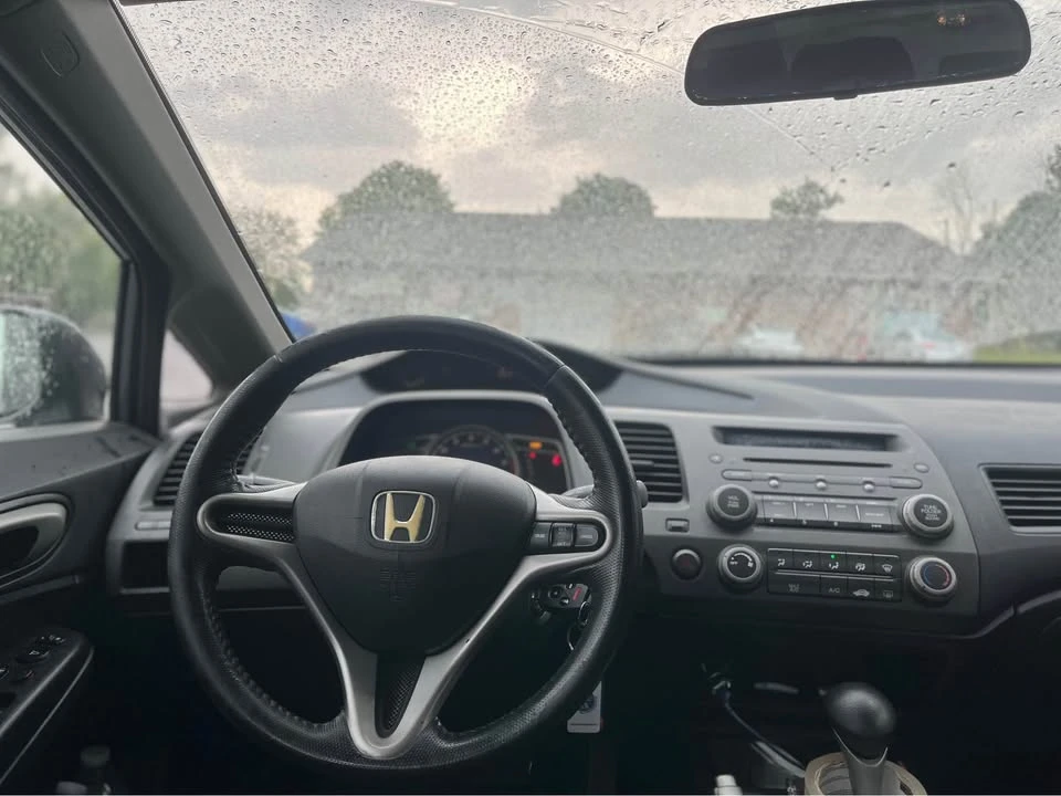 2009 Honda Civic 8th Gen - Image 13 of 18