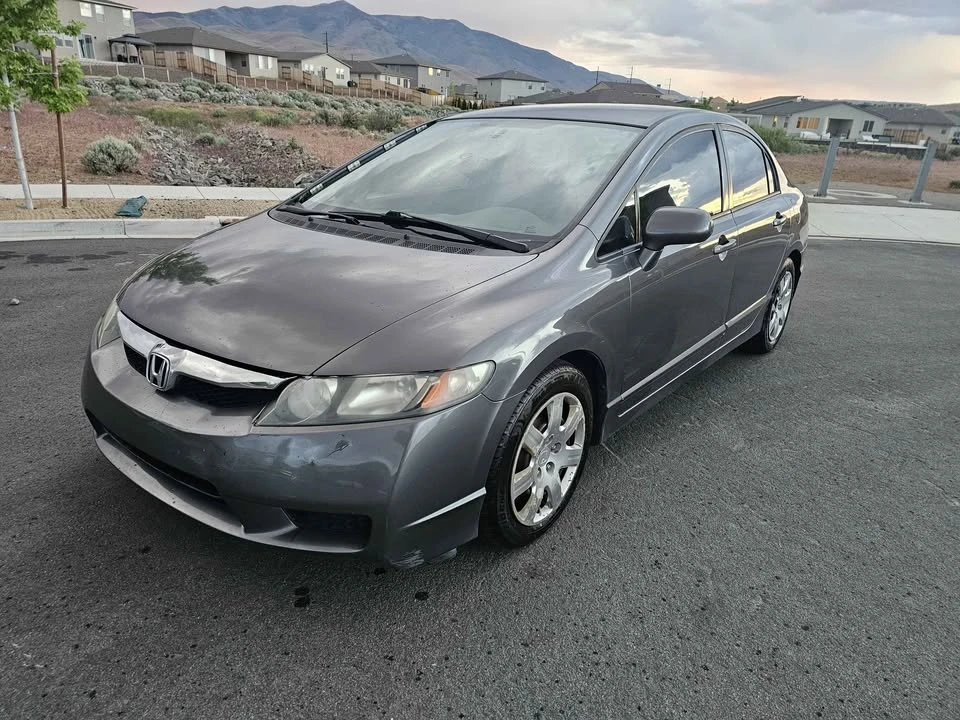 2009 Honda Civic 8th Gen - Image 2 of 12
