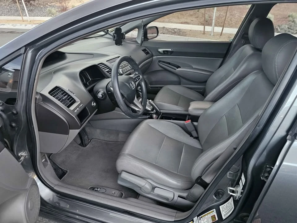 2009 Honda Civic 8th Gen - Image 4 of 12