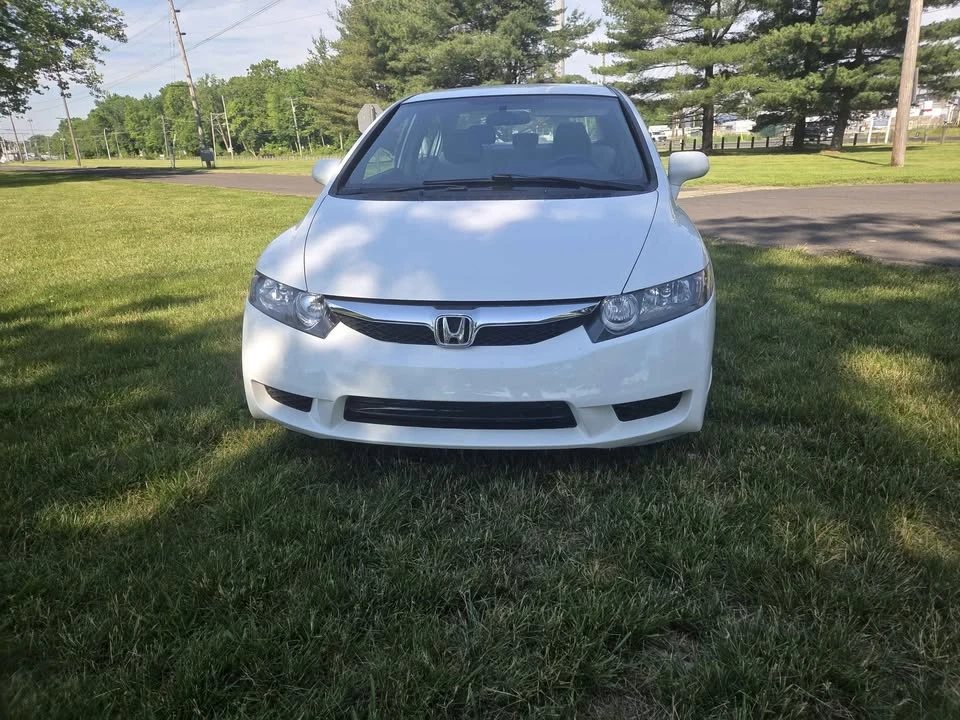 2009 Honda Civic - Image 6 of 13