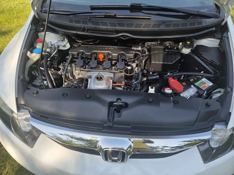 2009 Honda Civic - Image 10 of 13