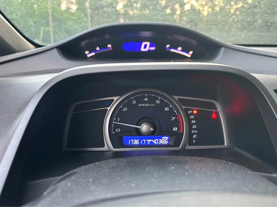 2009 Honda Civic 8th Gen - Image 13 of 15