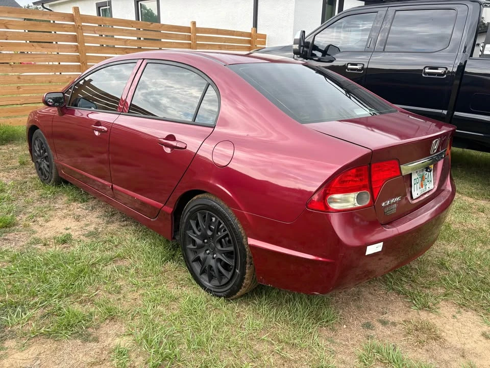 2009 Honda Civic 8th Gen - Image 4 of 9