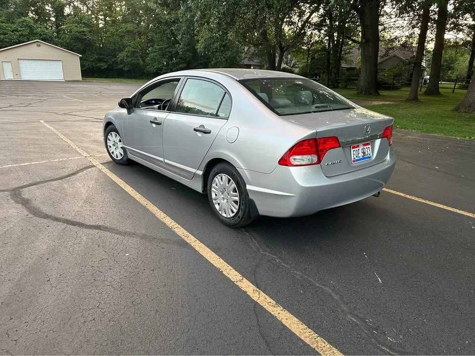 2009 Honda Civic 8th Gen - Image 14 of 15
