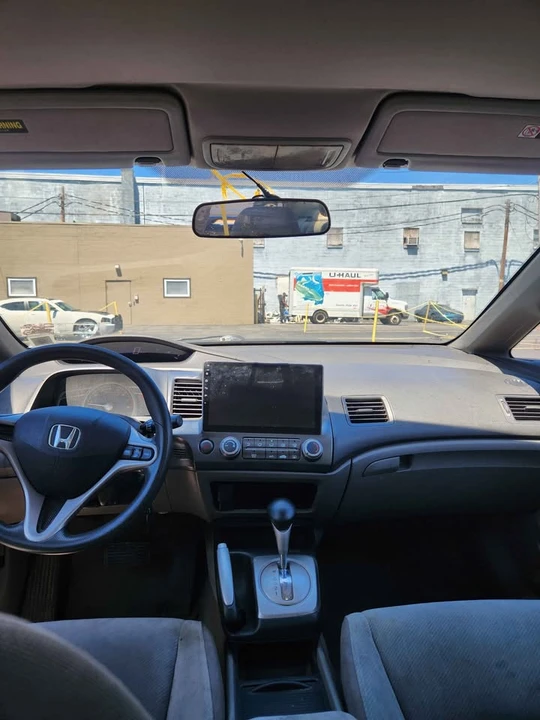 2009 Honda Civic 8th Gen - Image 9 of 15