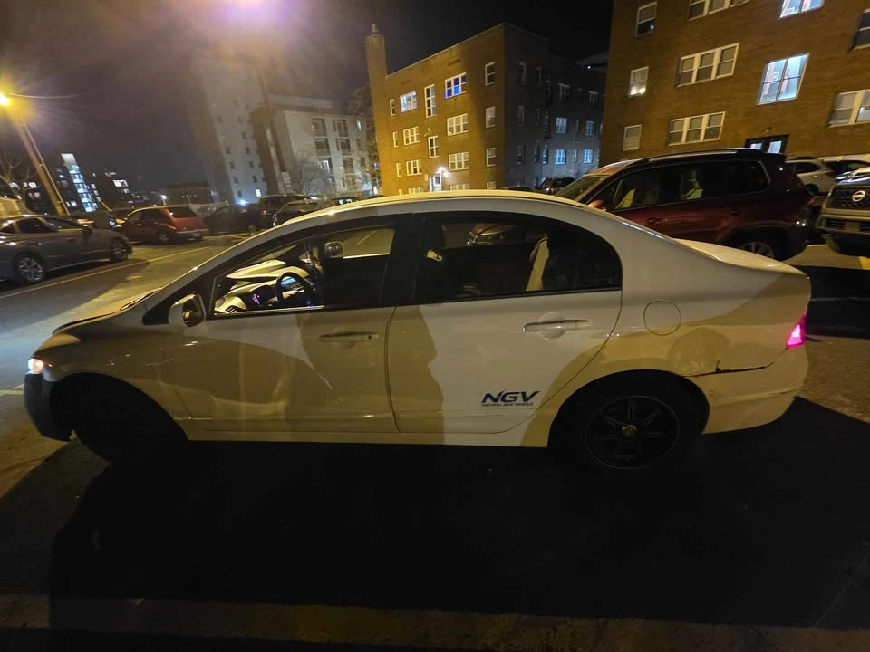 2009 Honda Civic 8th Gen - Image 4 of 13