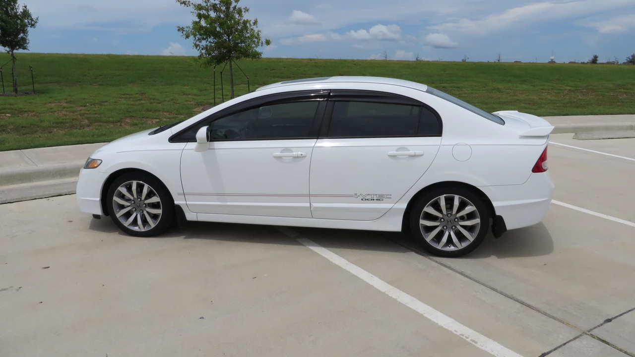 2009 Honda Civic Si 8th Gen - Image 3 of 31