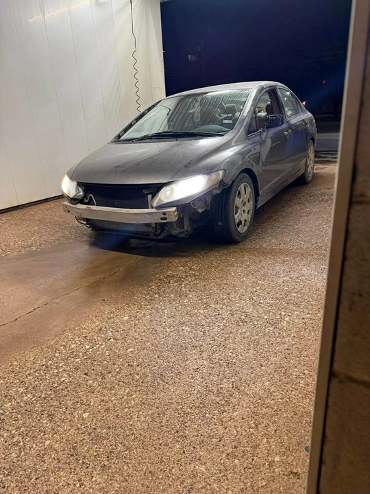 2009 Honda Civic 8th Gen - Image 3 of 3