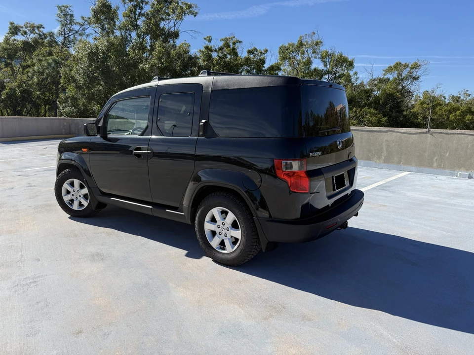 2009 Honda Element - Image 7 of 31