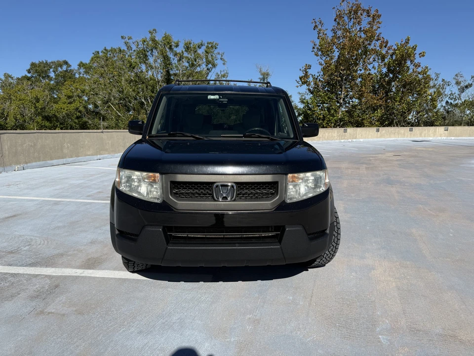 2009 Honda Element - Image 2 of 31