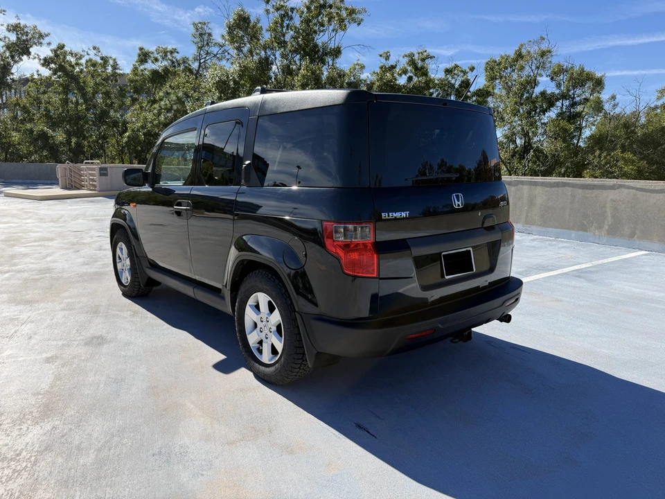 2009 Honda Element - Image 8 of 31