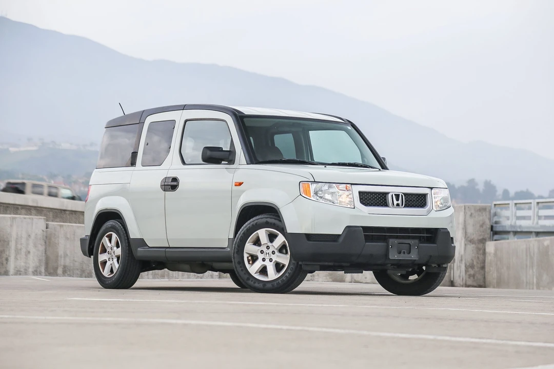 2009 Honda Element - Image 2 of 31