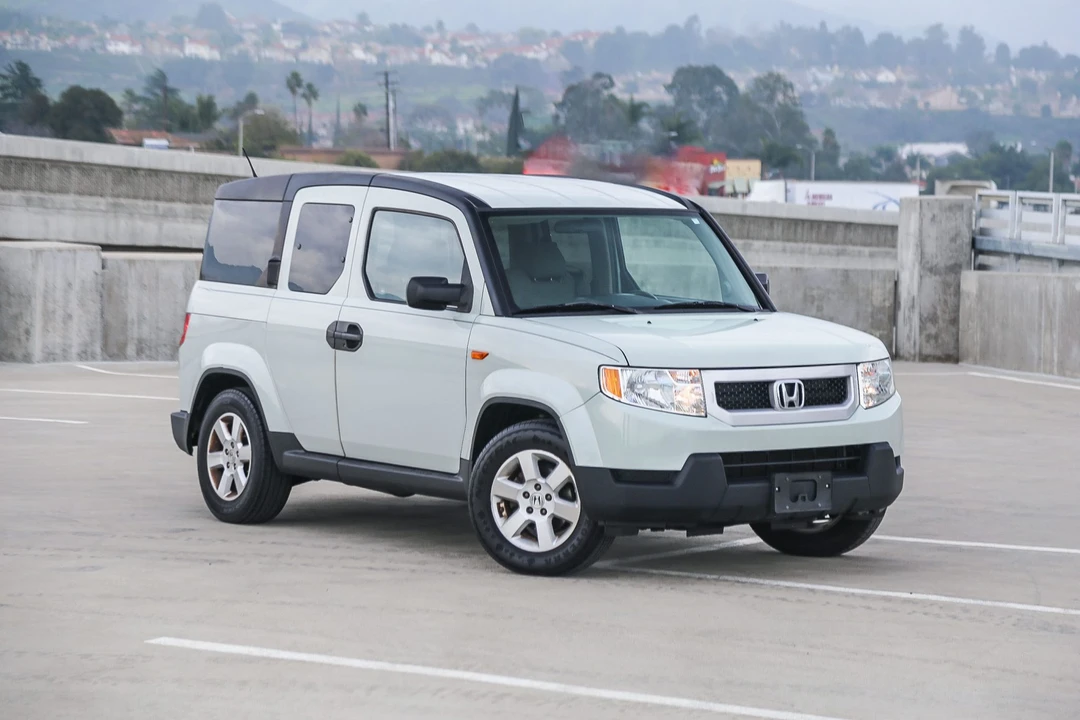 2009 Honda Element - Image 3 of 31